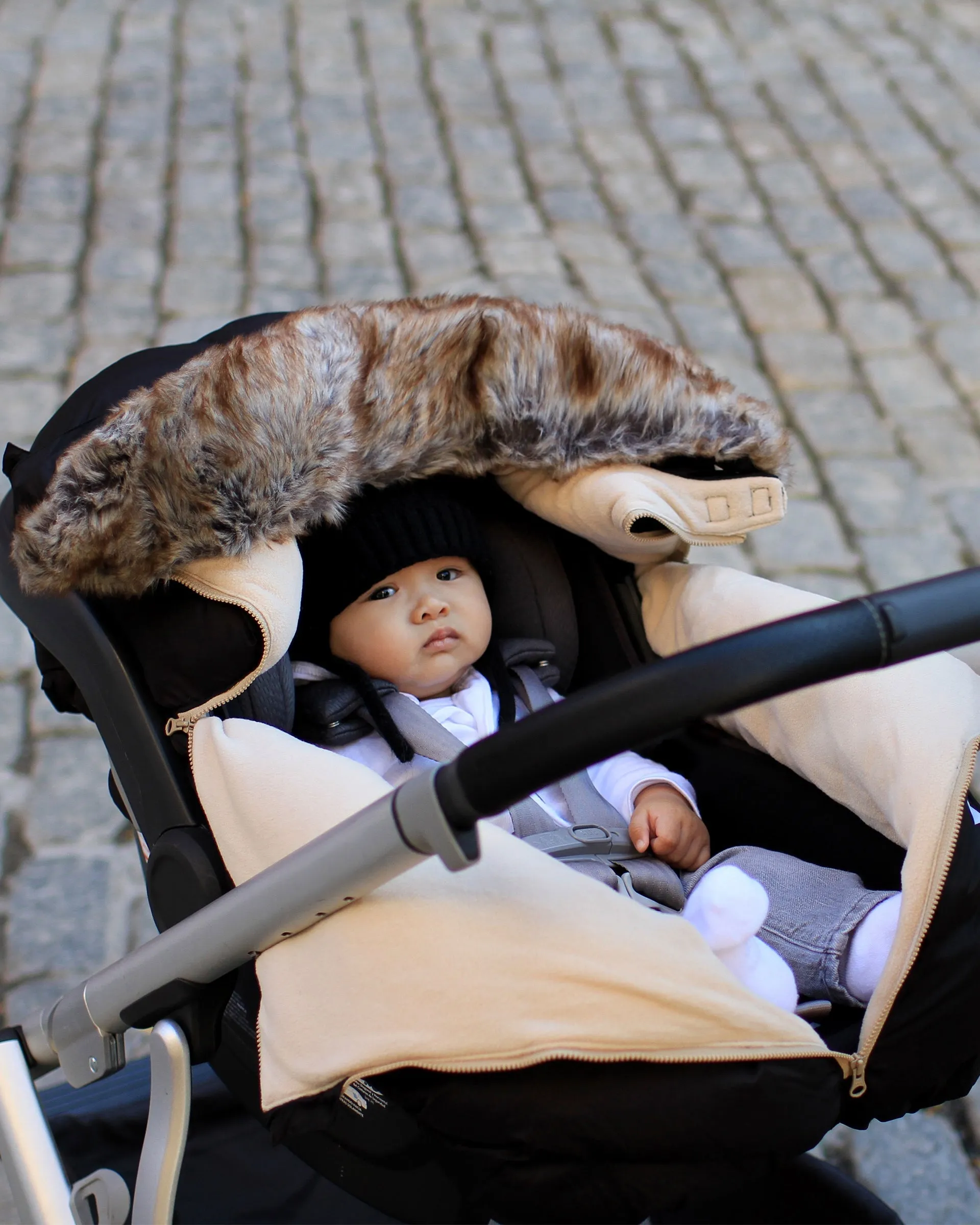 Car Seat Cover Cocoon - Tundra