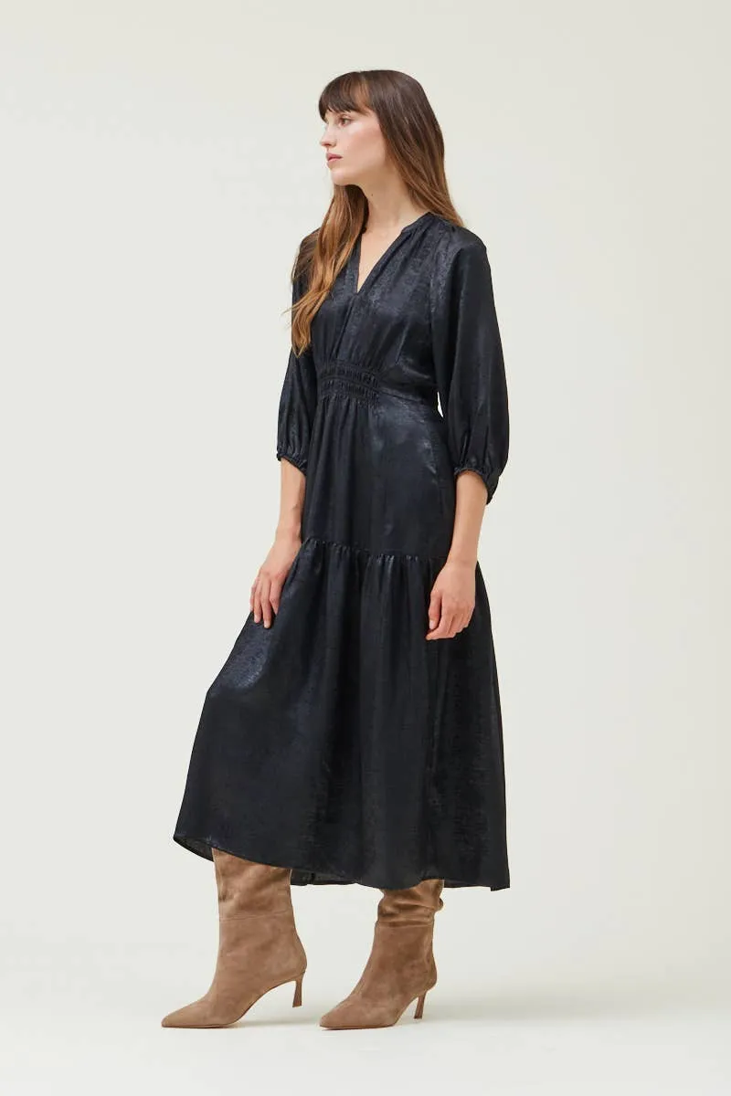 EASY DRESS WITH SHIMMER