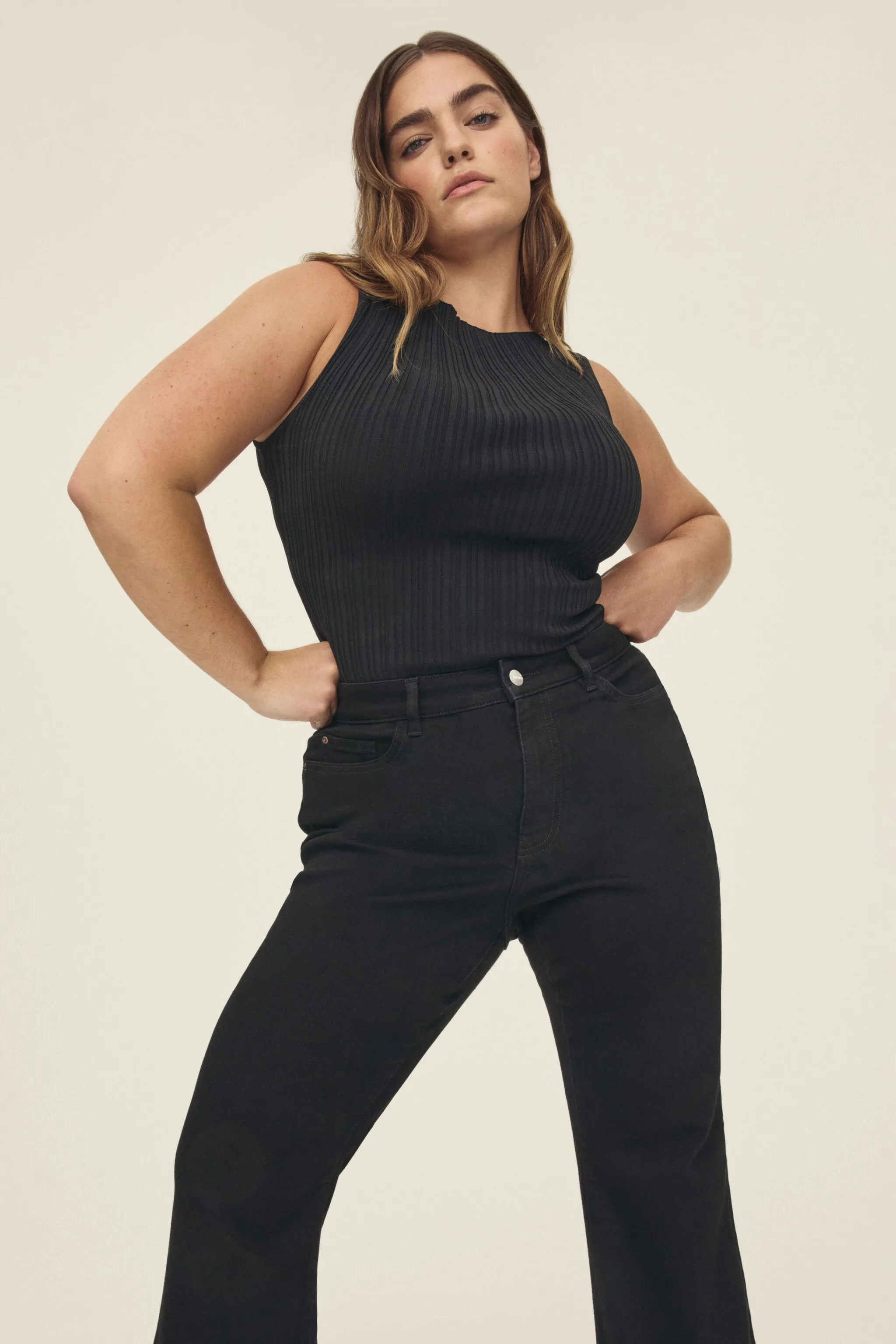NAO STRETCH PLUS - HIGH RISE BOOTCUT JEANS | JET BLACK