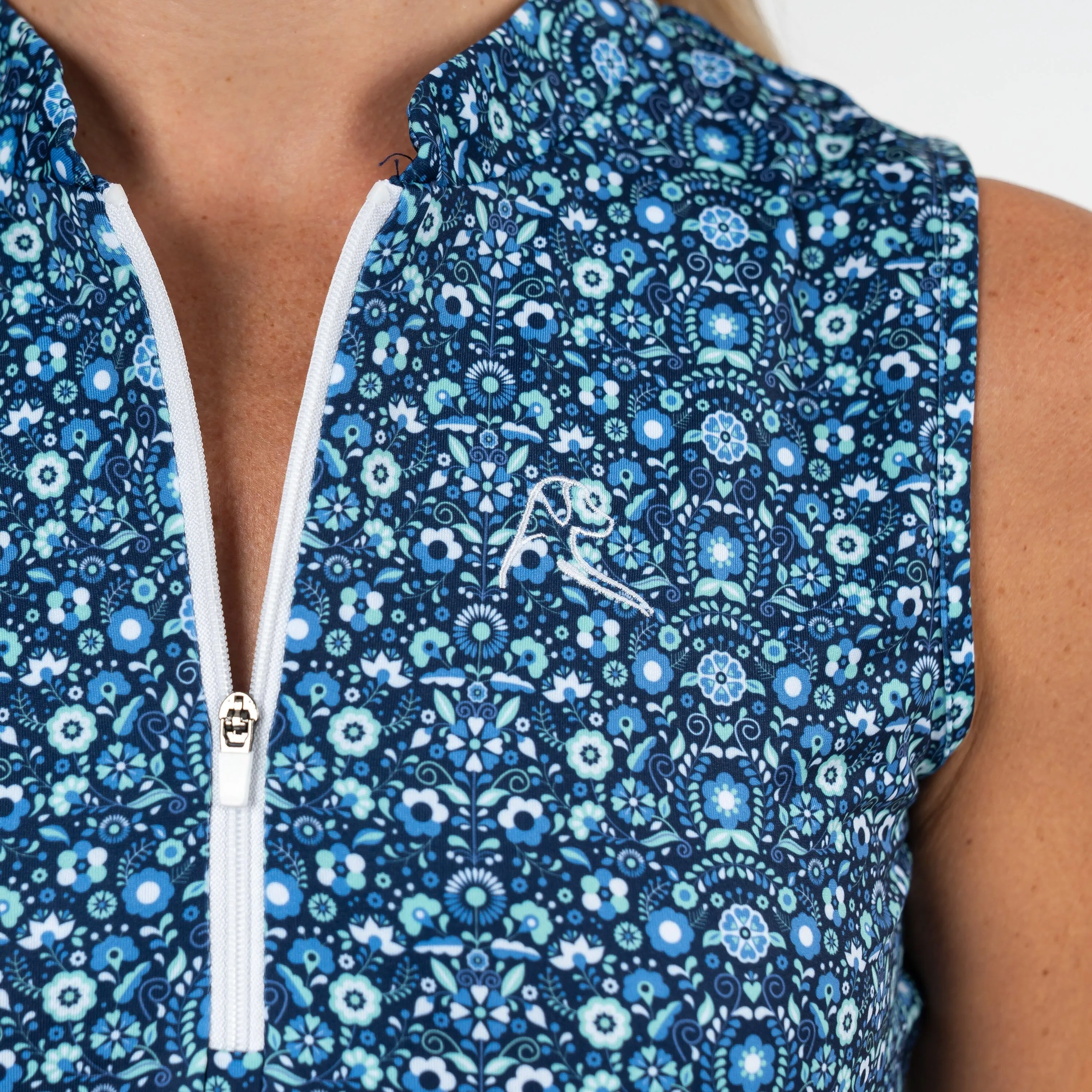 Passiflora Sleeveless Zip | The Passiflora - Admiral Navy/Mint Green